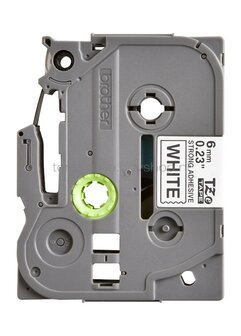 Brother TZE-S211 Sterk klevend zwart op wit breedte 6 mm