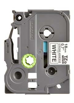Brother TZE-S241 sterk klevend zwart op wit breedte 18 mm